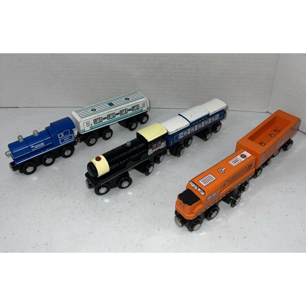 Battat Classic Trains Wooden Railroad Magnetic Toy Train Lot‎ Of 6 Trains